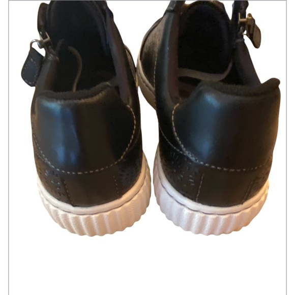 NWOT Clarks Women's Caroline Janna Sneaker Size 7.5 - Picture 4 of 7